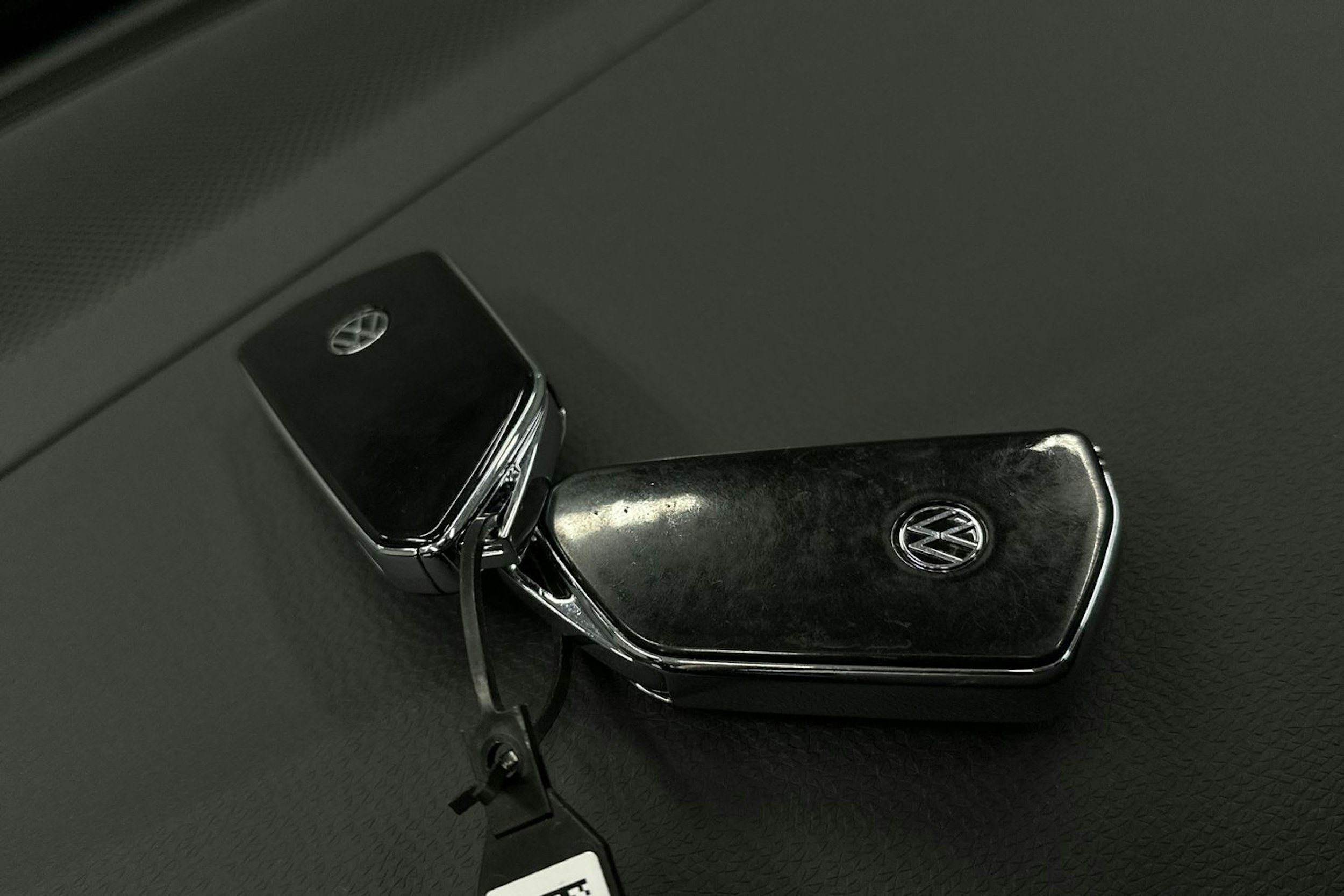 musta Volkswagen ID.7 2025 kuva 36.