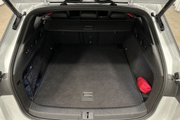 valkoinen Volkswagen ID.7 2025 kuva 14.