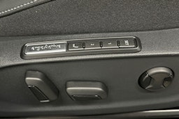 valkoinen Volkswagen ID.7 2025 kuva 22.