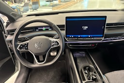 Valkoinen Volkswagen ID.7 2024 kuva 7.