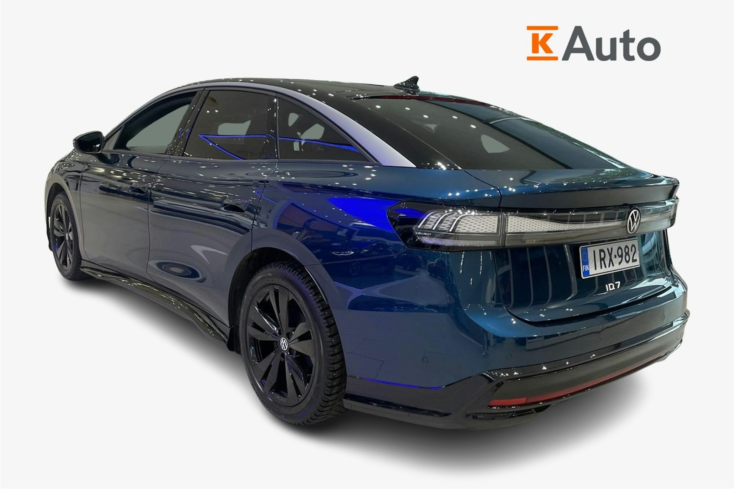 sininen Volkswagen ID.7 2024 kuva 2.