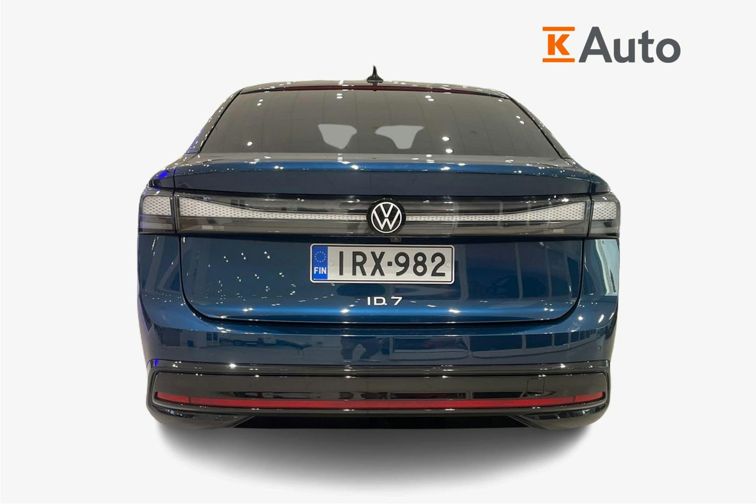 sininen Volkswagen ID.7 2024 kuva 3.