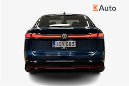 sininen Volkswagen ID.7 2024 kuva 3.