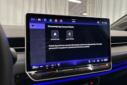 sininen Volkswagen ID.7 2024 kuva 23.