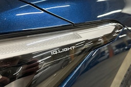 sininen Volkswagen ID.7 2024 kuva 32.