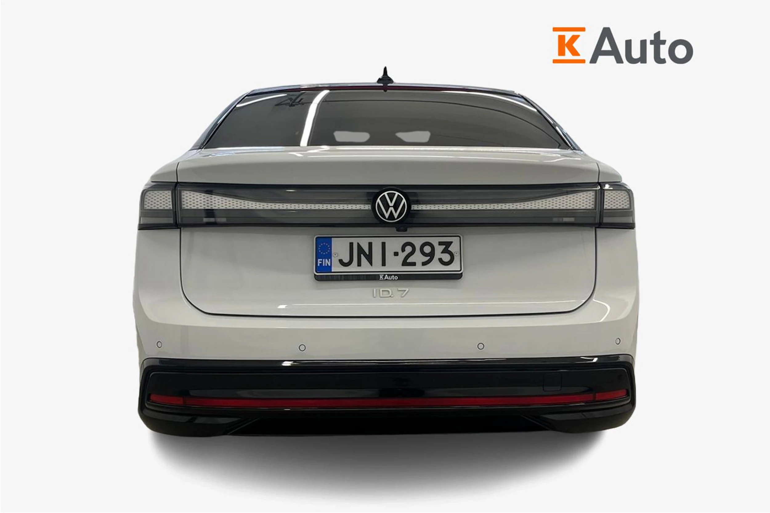 Valkoinen Volkswagen ID.7 2024 kuva 3.