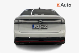 Valkoinen Volkswagen ID.7 2024 kuva 3.