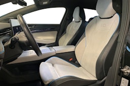 Musta Volkswagen ID.7 2024 kuva 10.