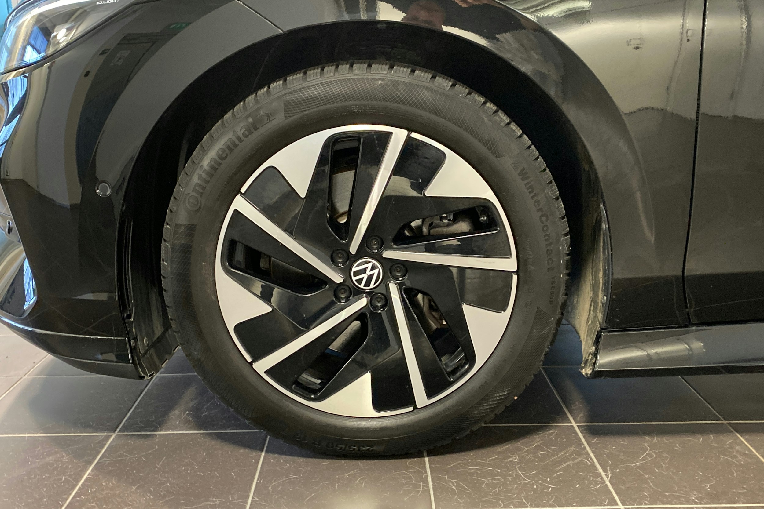 Musta Volkswagen ID.7 2024 kuva 13.