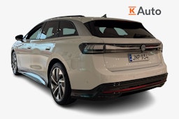 valkoinen Volkswagen ID.7 2024 kuva 2.
