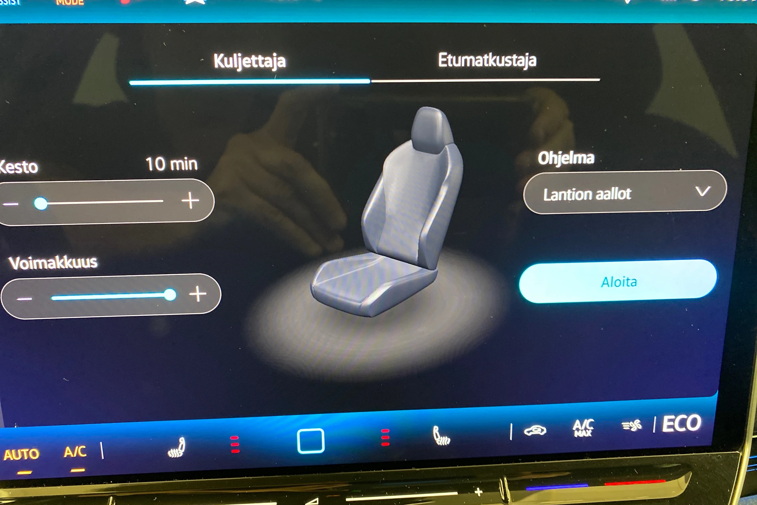 Valkoinen Volkswagen ID.7 2025 kuva 24.