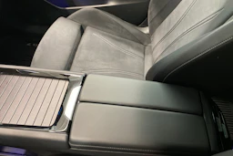 Valkoinen Volkswagen ID.7 2025 kuva 28.