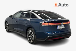 sininen Volkswagen ID.7 2024 kuva 3.