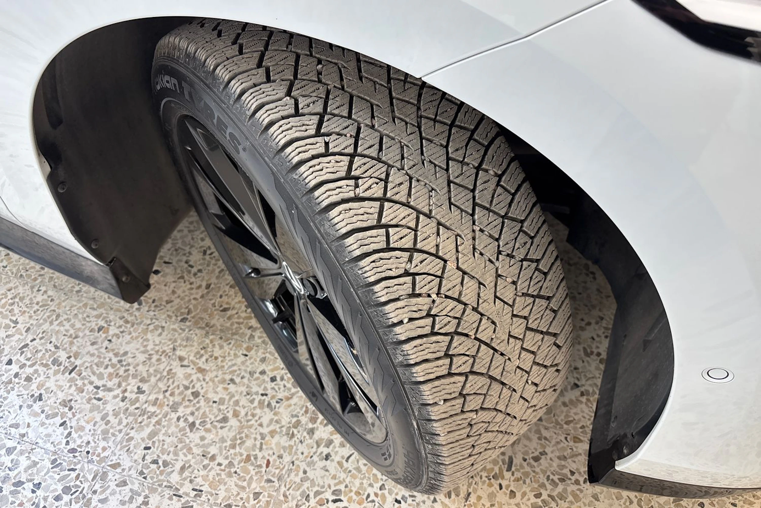 valkoinen Volkswagen ID.7 2024 kuva 10.