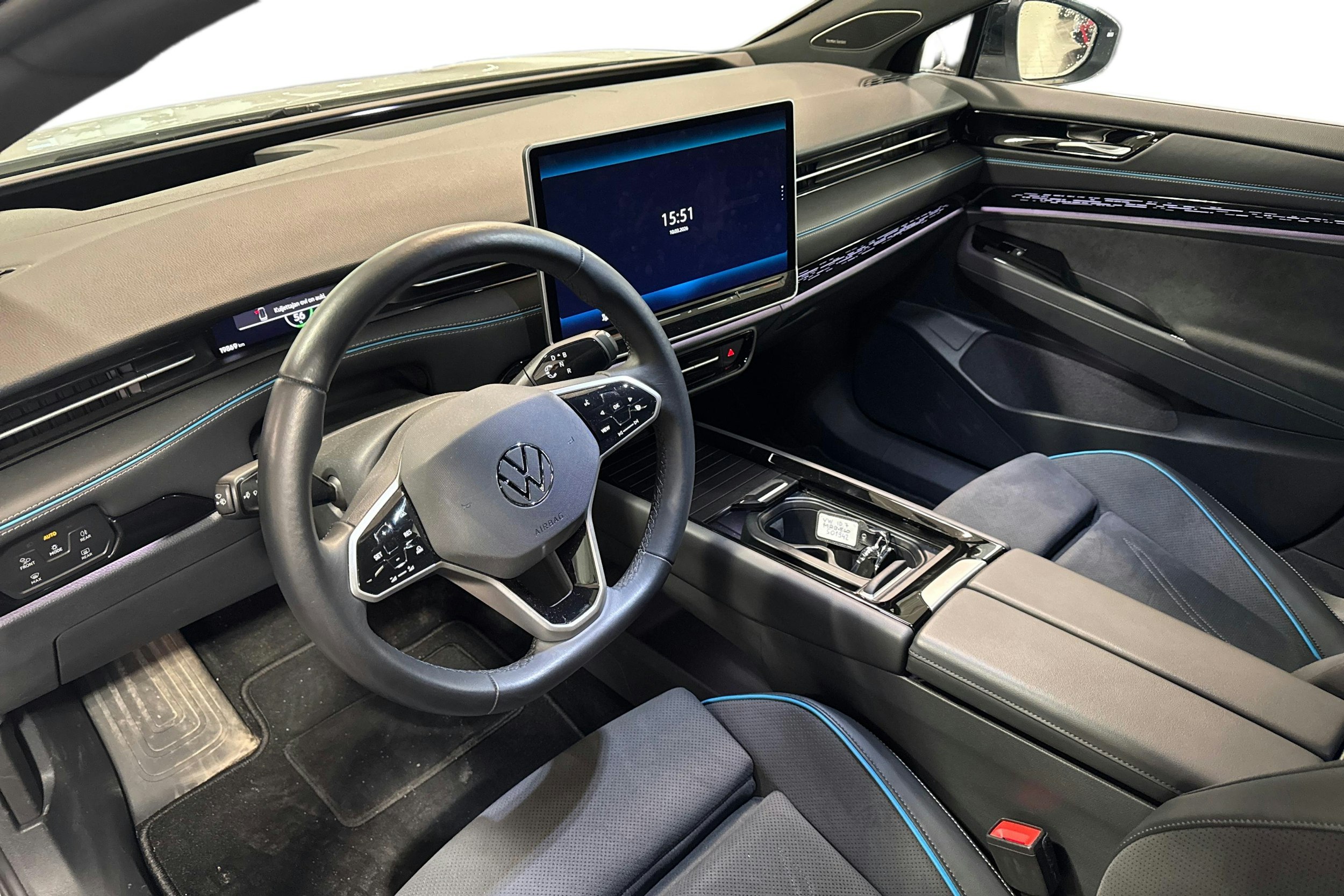 harmaa Volkswagen ID.7 2024 kuva 3.