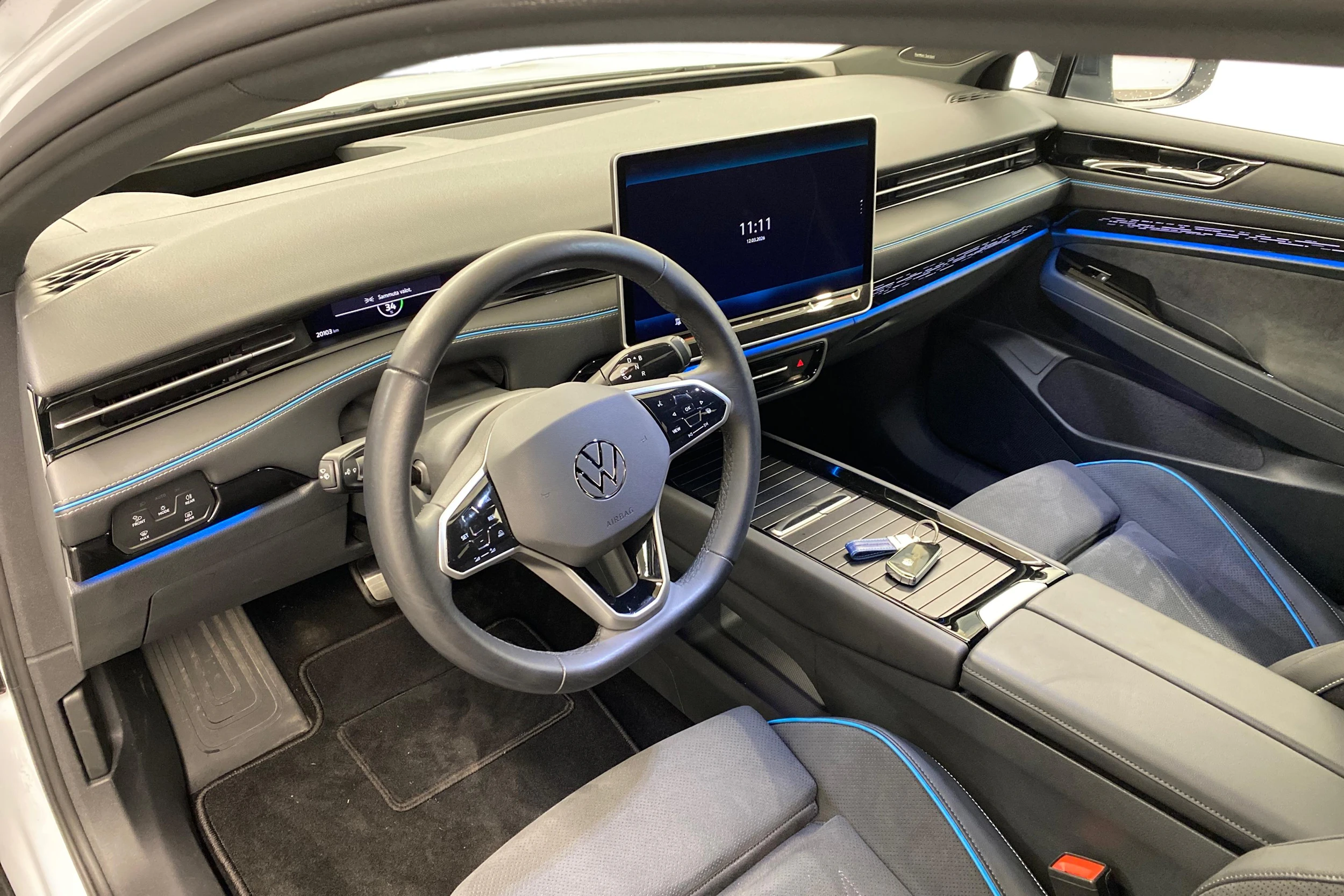 harmaa Volkswagen ID.7 2024 kuva 6.