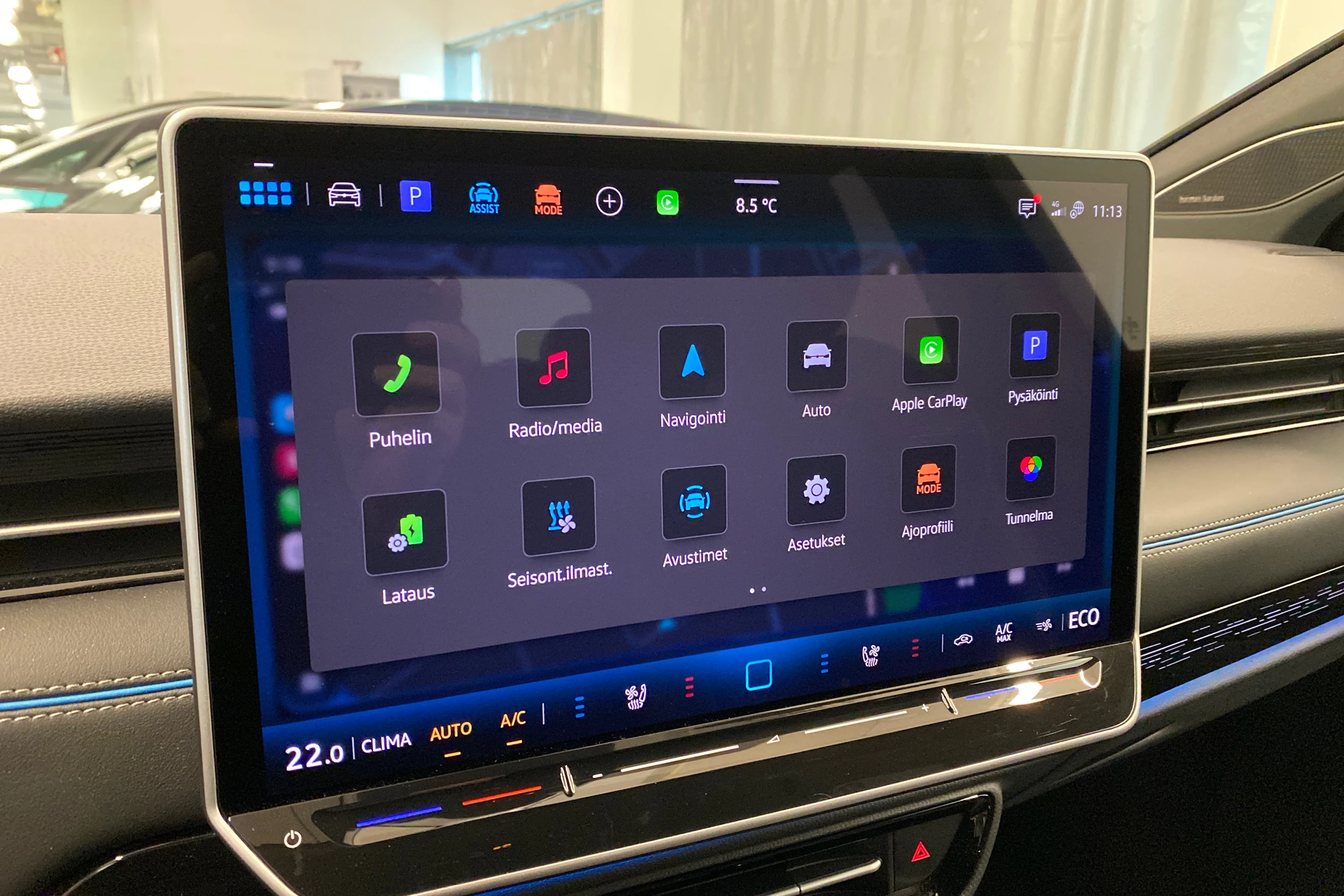 harmaa Volkswagen ID.7 2024 kuva 13.