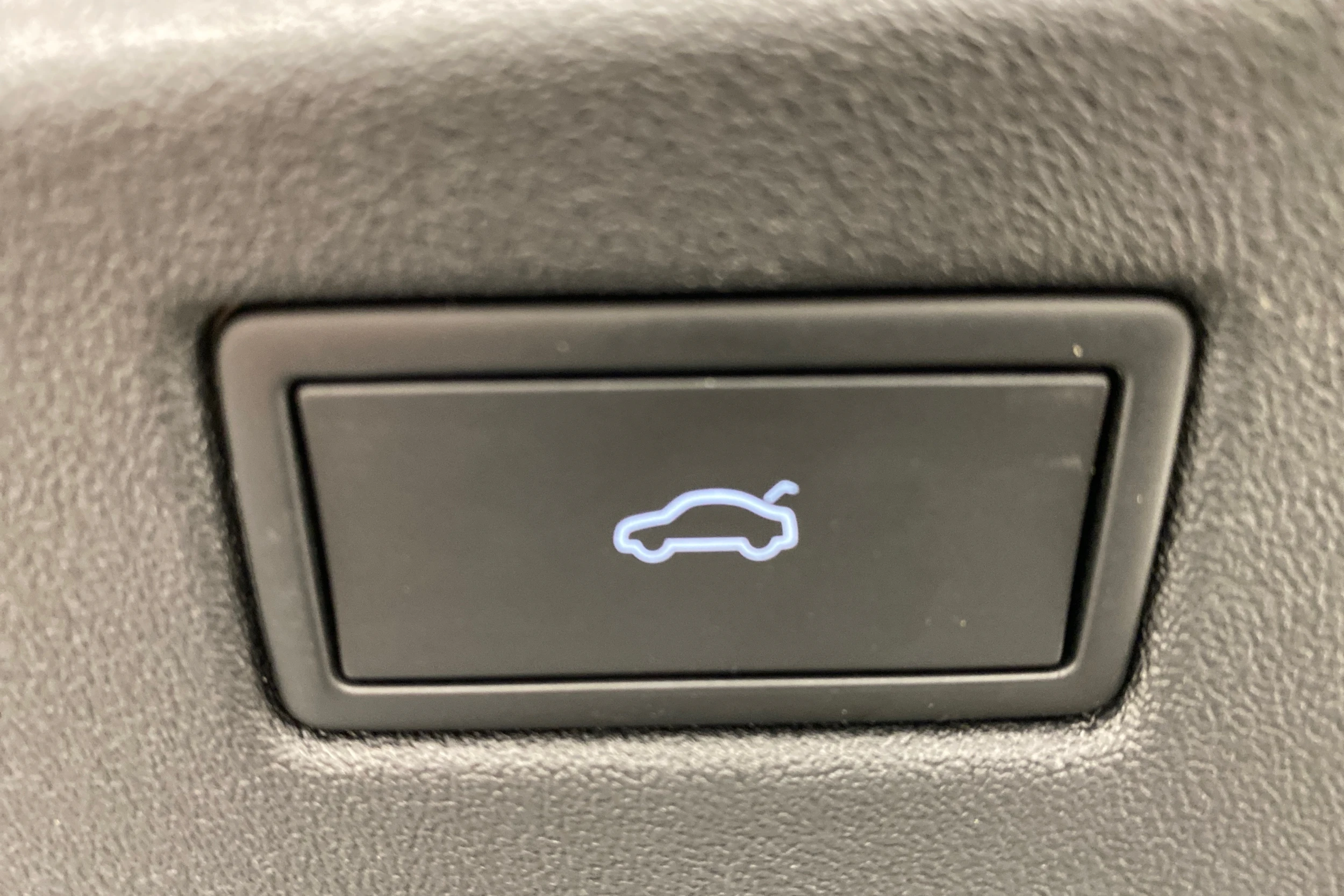 harmaa Volkswagen ID.7 2024 kuva 19.