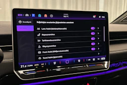 sininen Volkswagen ID.7 2025 kuva 28.