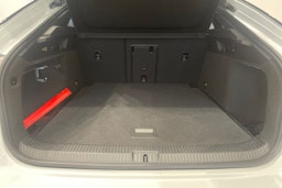 valkoinen Volkswagen ID.7 2024 kuva 11.