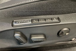 valkoinen Volkswagen ID.7 2024 kuva 17.