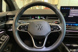 valkoinen Volkswagen ID.7 2024 kuva 18.