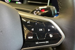 valkoinen Volkswagen ID.7 2024 kuva 19.