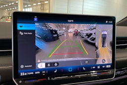 valkoinen Volkswagen ID.7 2024 kuva 24.