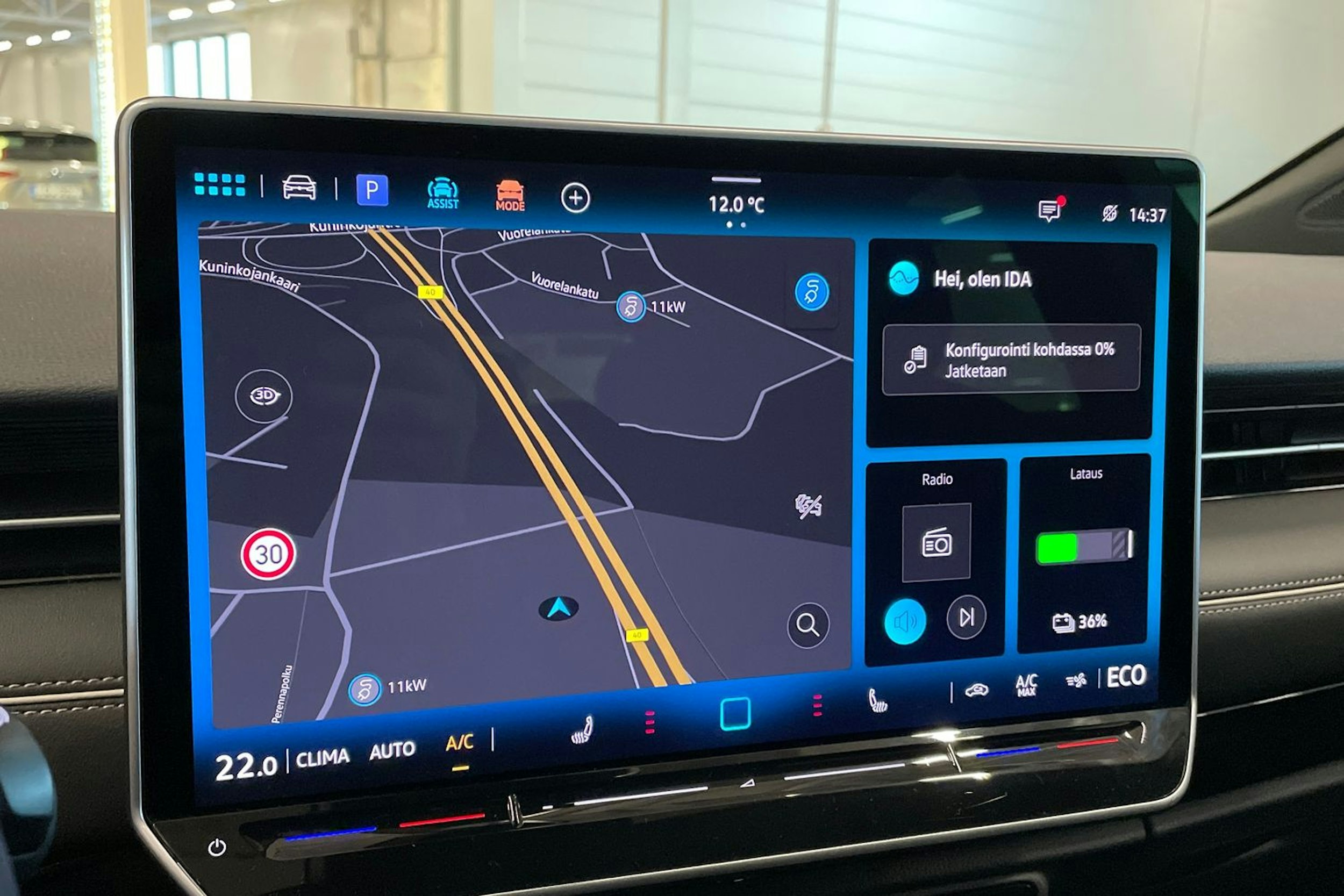 valkoinen Volkswagen ID.7 2024 kuva 27.