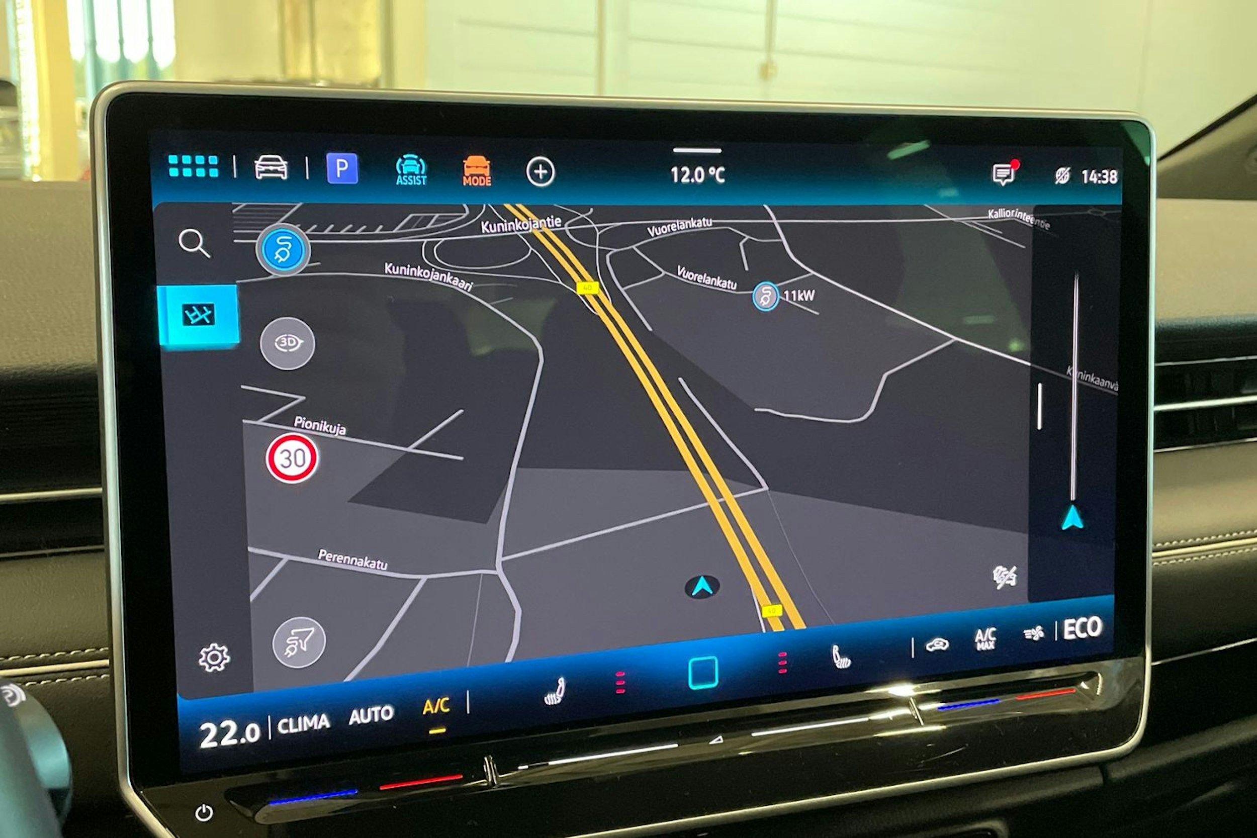 valkoinen Volkswagen ID.7 2024 kuva 32.