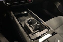 valkoinen Volkswagen ID.7 2024 kuva 41.