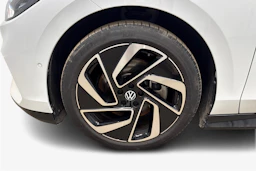 valkoinen Volkswagen ID.7 2024 kuva 9.