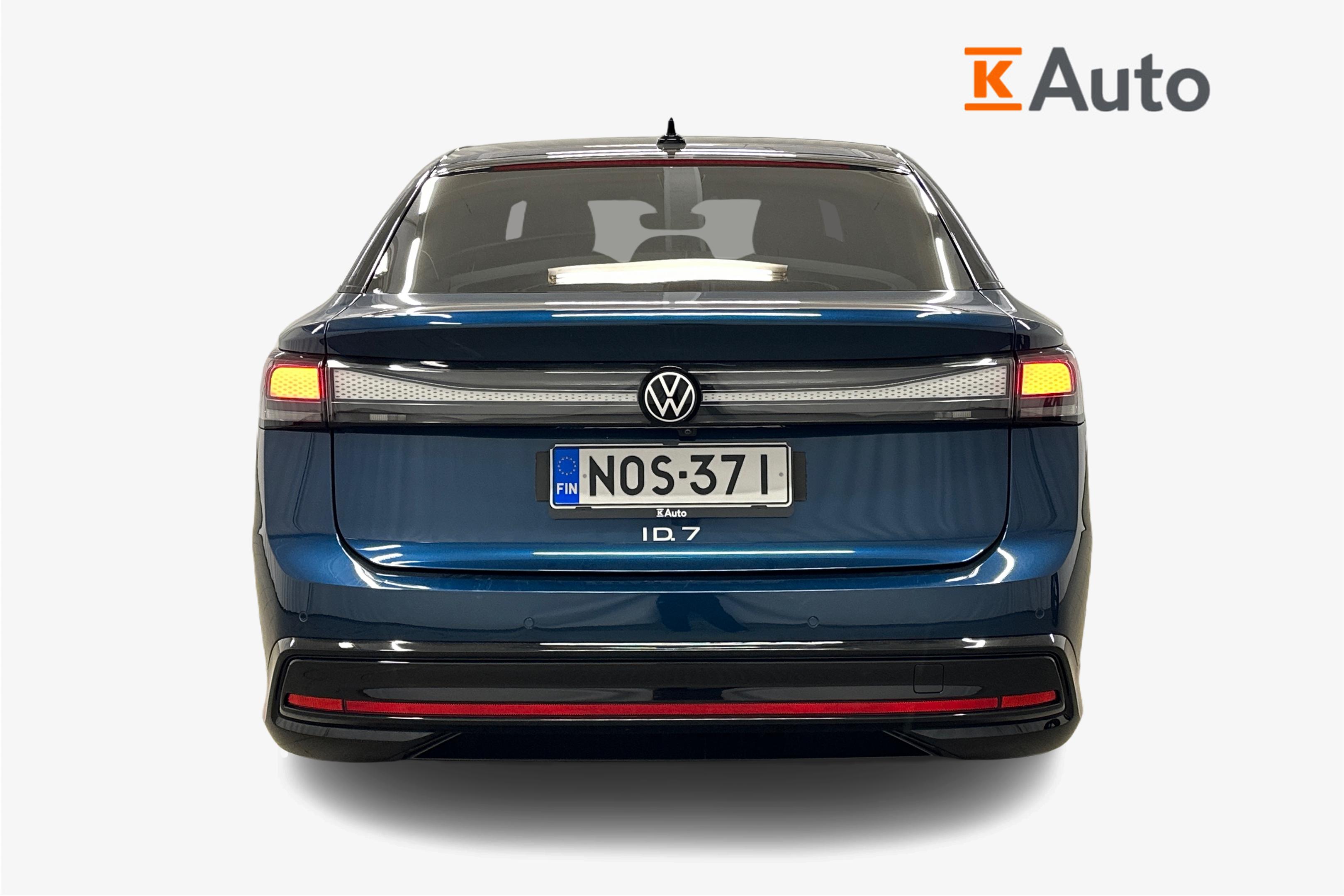Volkswagen ID.7 2024, photo 3/43