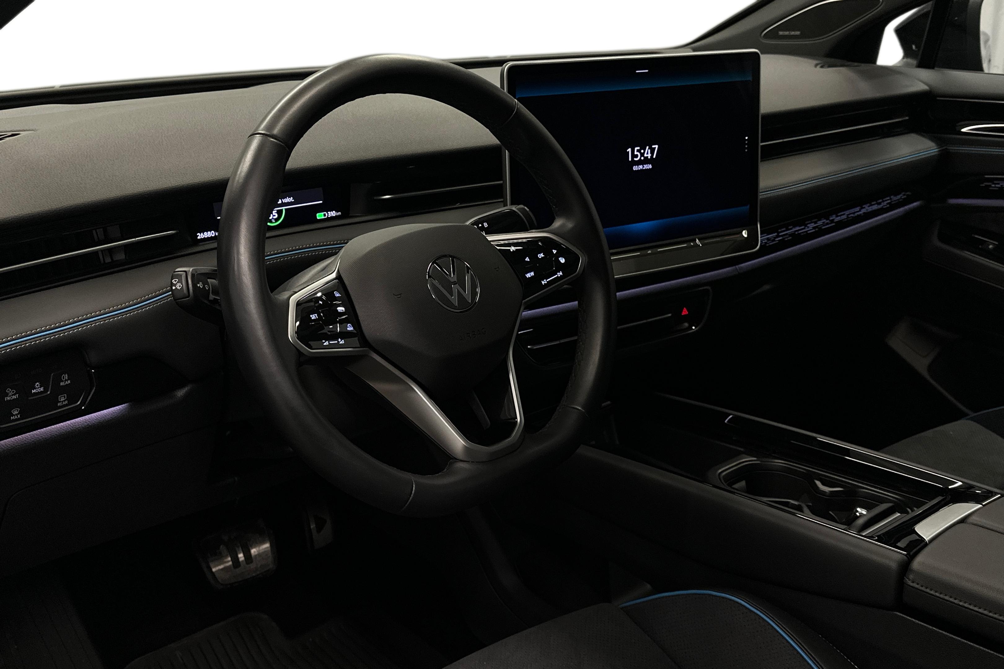 Volkswagen ID.7 2024, photo 6/43