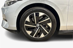 Harmaa Volkswagen ID.7 2024 kuva 9.