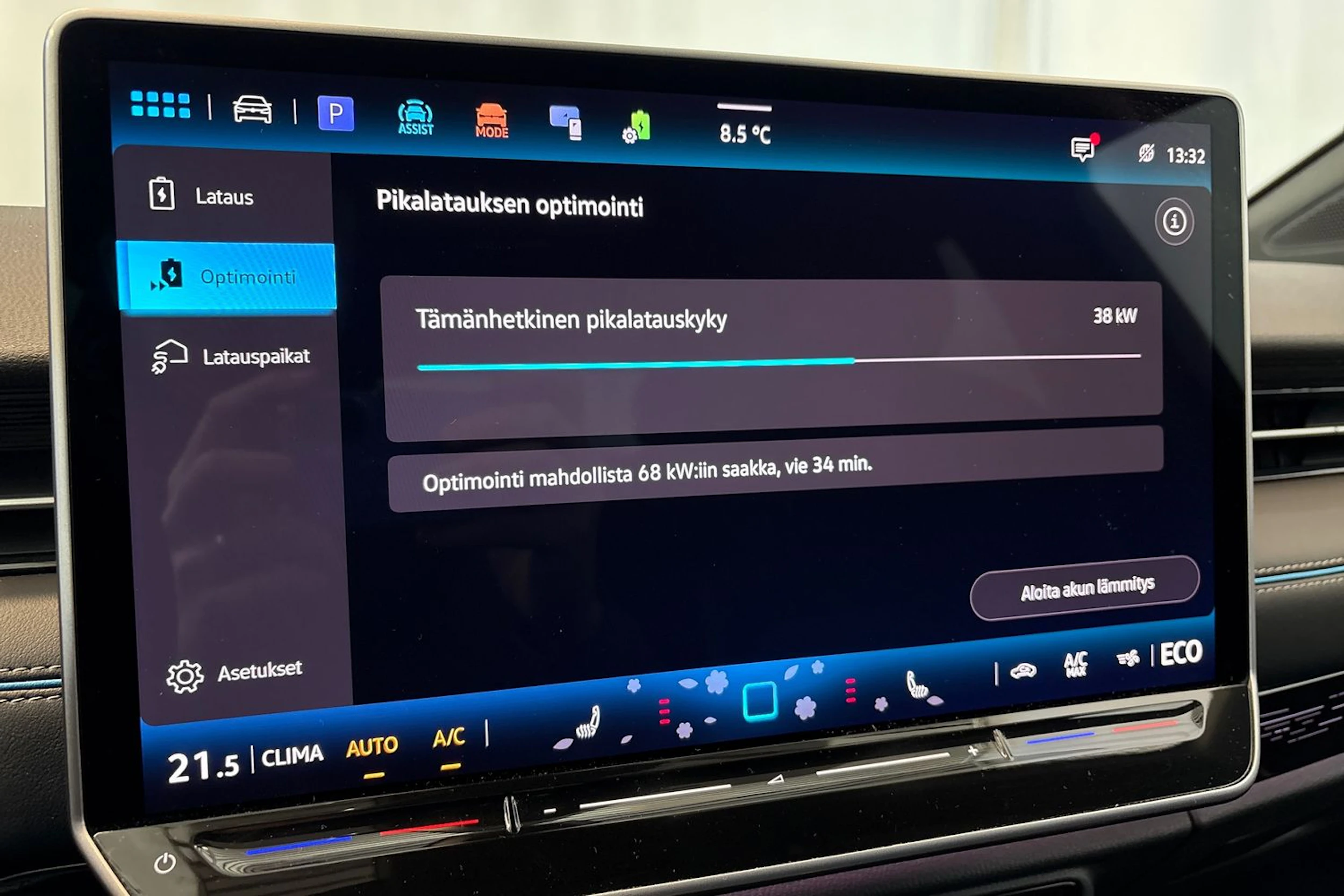 harmaa Volkswagen ID.7 2024 kuva 25.