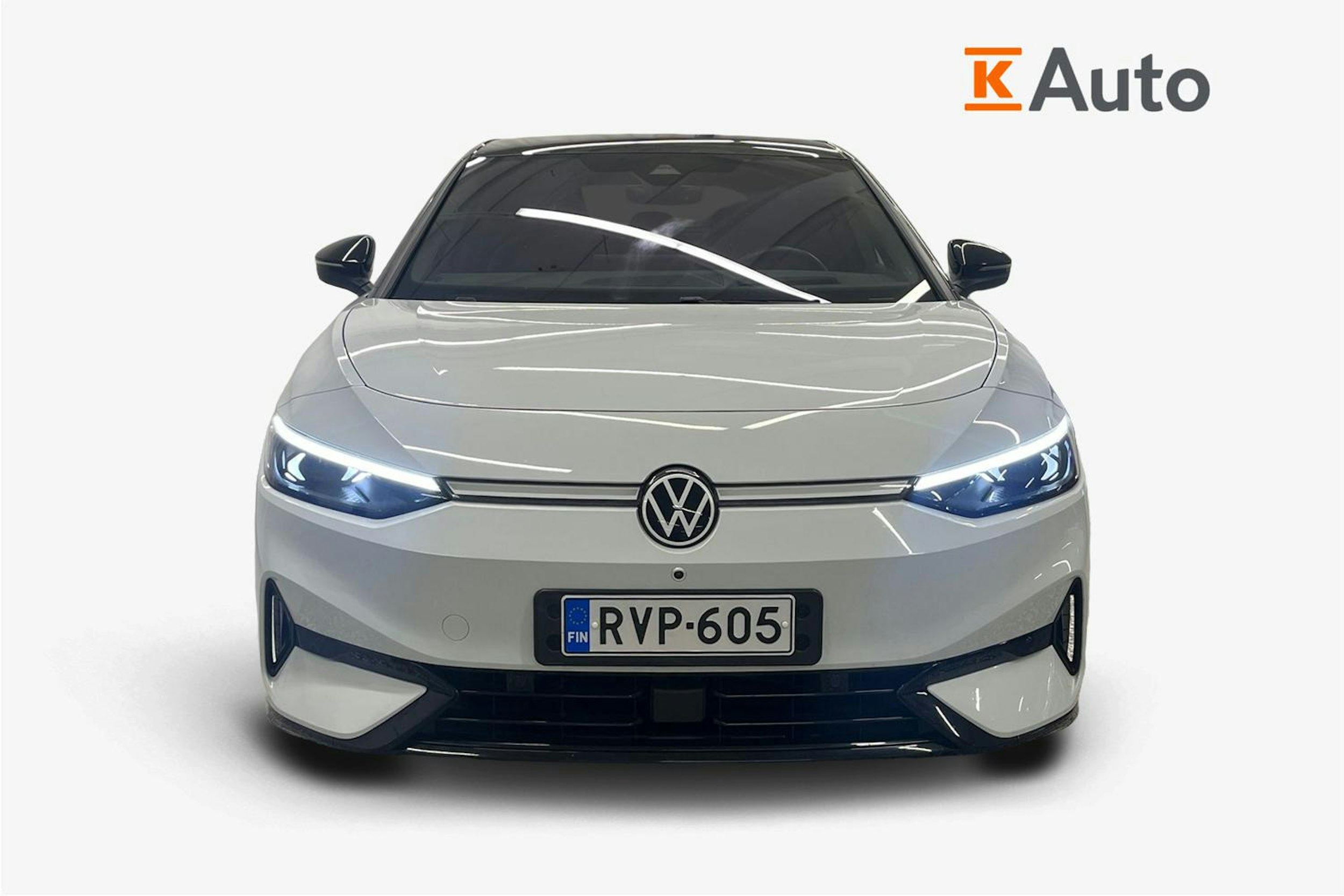 Valkoinen Volkswagen ID.7 2024 kuva 5.