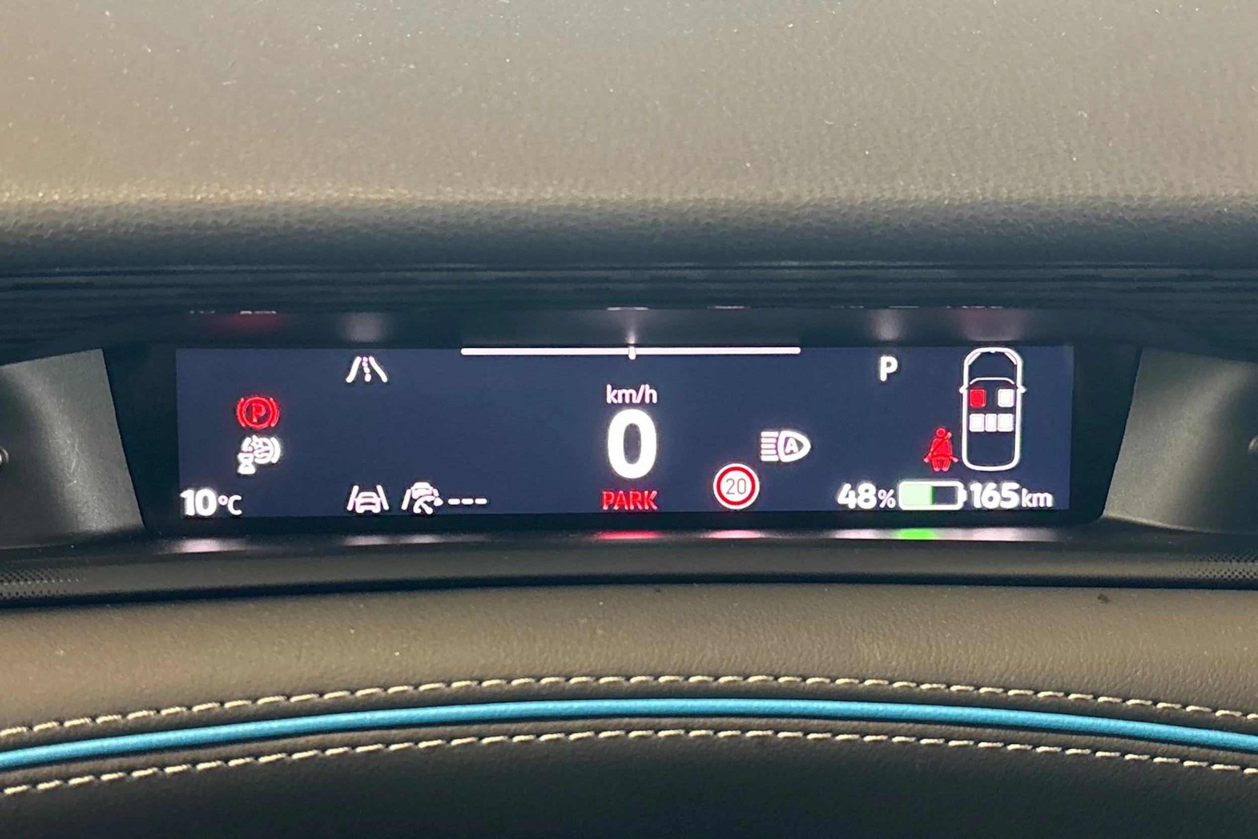 Valkoinen Volkswagen ID.7 2024 kuva 18.