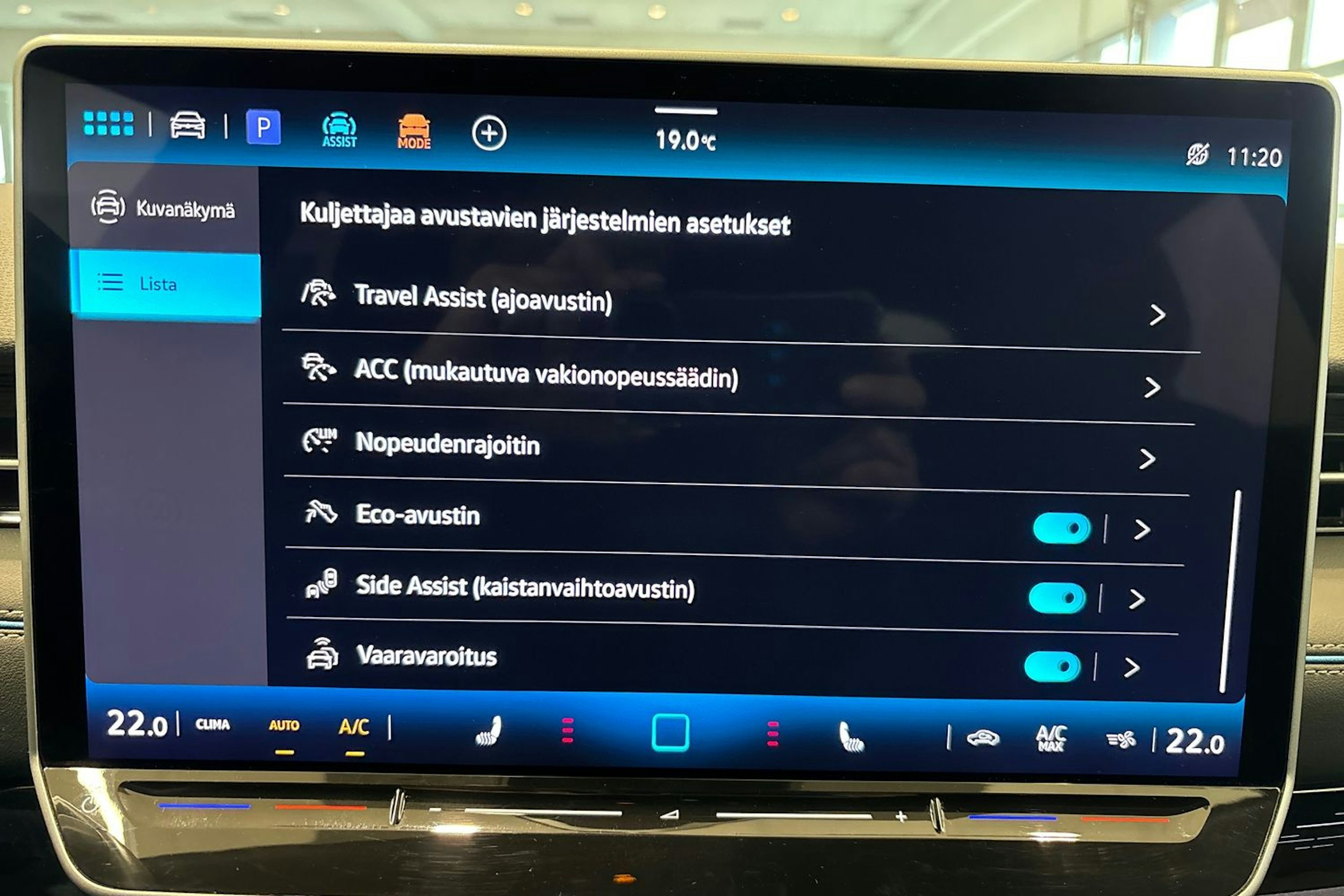 musta Volkswagen ID.7 2024 kuva 27.