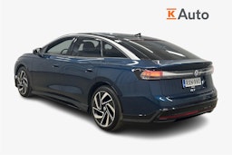 sininen Volkswagen ID.7 2024 kuva 2.