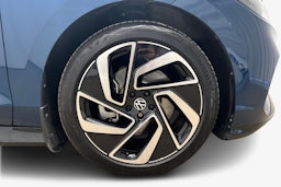 sininen Volkswagen ID.7 2024 kuva 11.