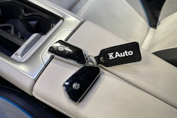 sininen Volkswagen ID.7 2024 kuva 39.