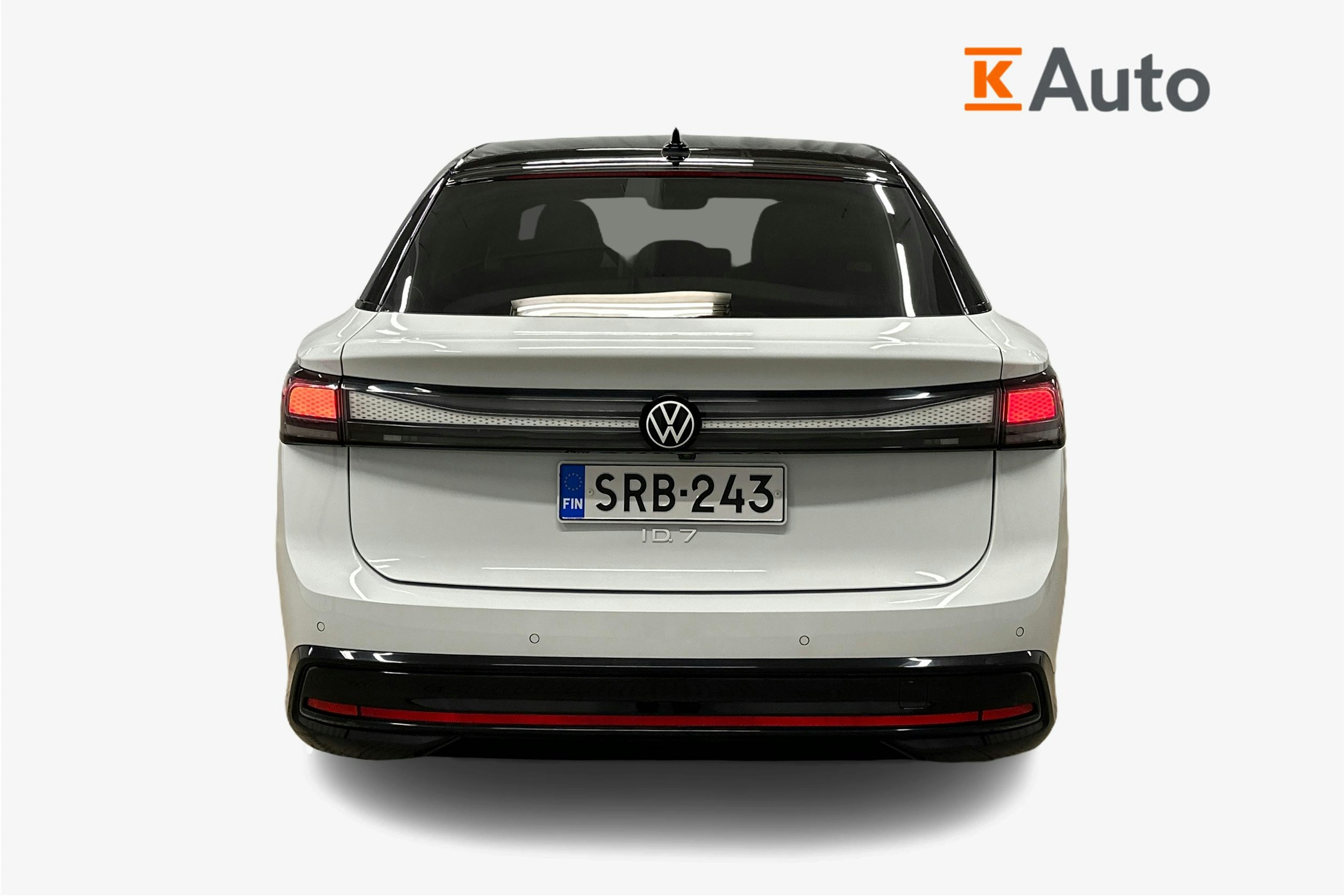 valkoinen Volkswagen ID.7 2024 kuva 3.