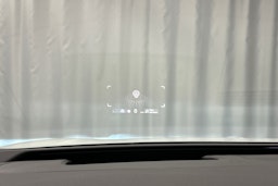 valkoinen Volkswagen ID.7 2024 kuva 16.