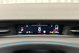 valkoinen Volkswagen ID.7 2024 kuva 17.