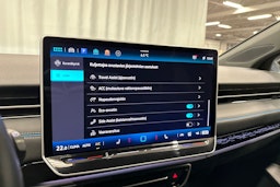 valkoinen Volkswagen ID.7 2024 kuva 23.