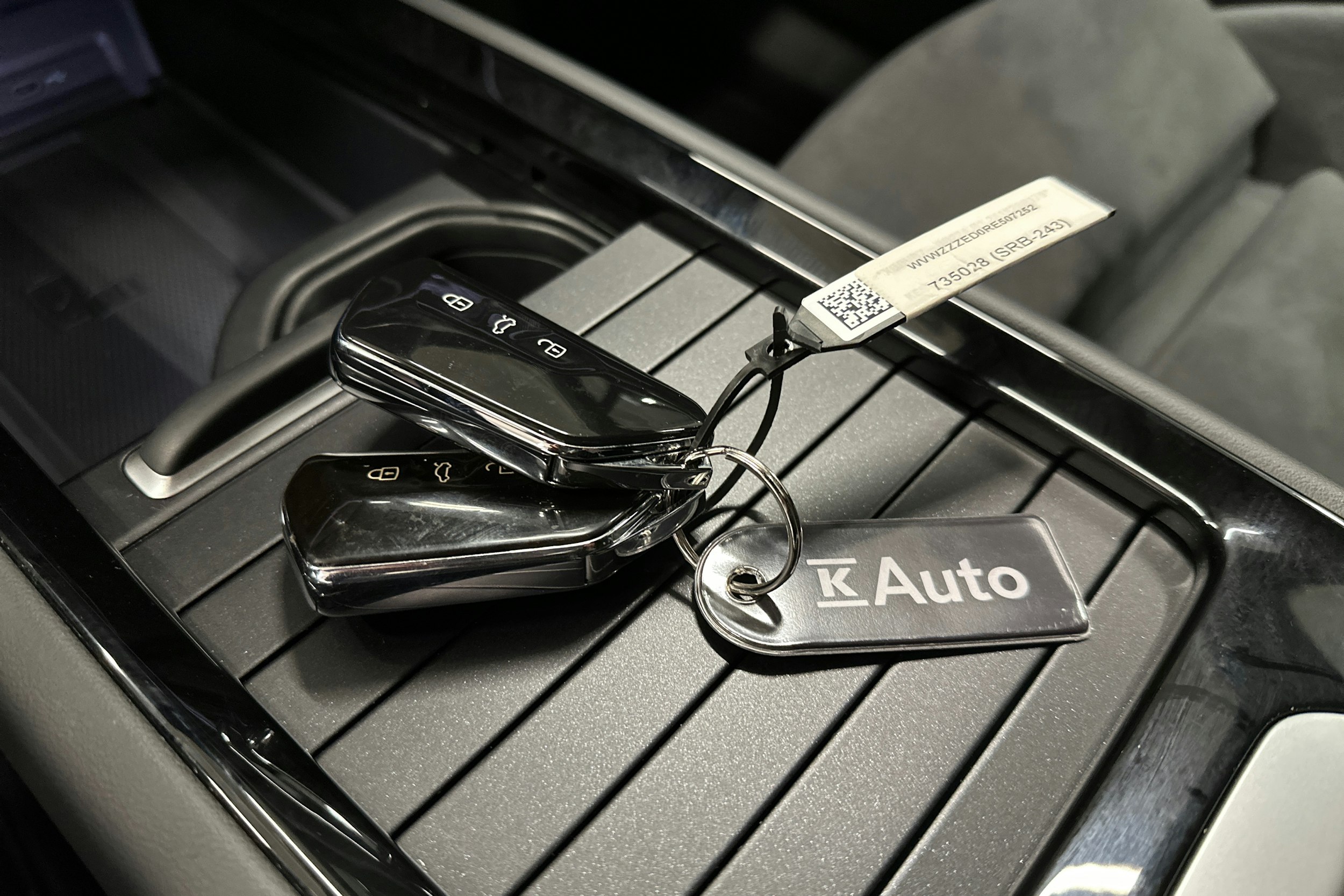 valkoinen Volkswagen ID.7 2024 kuva 33.