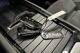 valkoinen Volkswagen ID.7 2024 kuva 33.