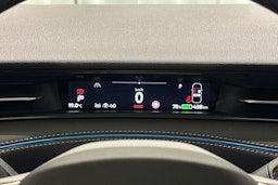 sininen Volkswagen ID.7 2024 kuva 23.