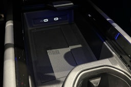 sininen Volkswagen ID.7 2024 kuva 32.